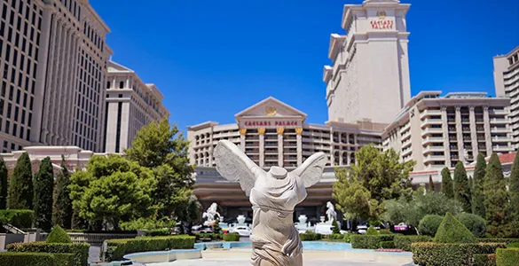 top-hotels-with-casinos-in-las-vegas-mid-content-4
